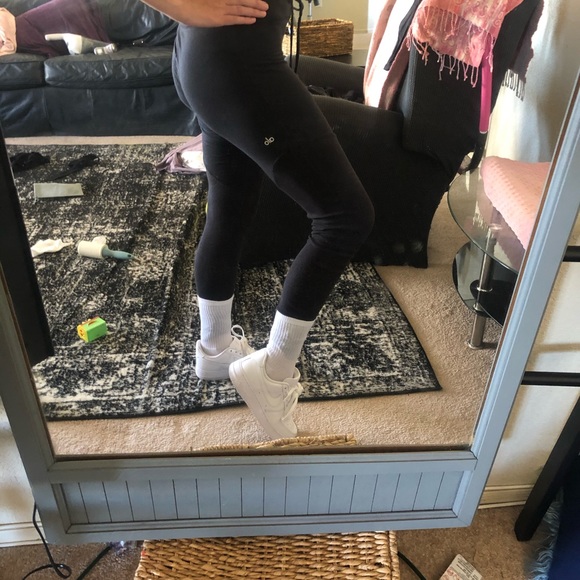 Alo ribbed lace up joggers - Picture 9 of 12